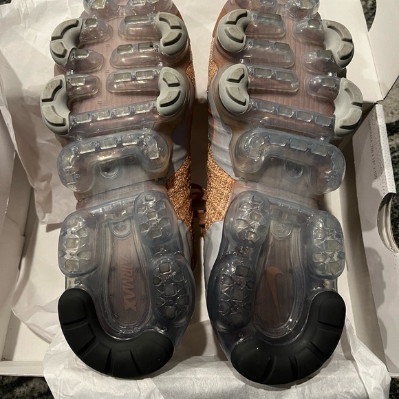 Like New with Box, Rose Gold Nike Air VaporMax Flyknit 2 - Picture 9 of 9